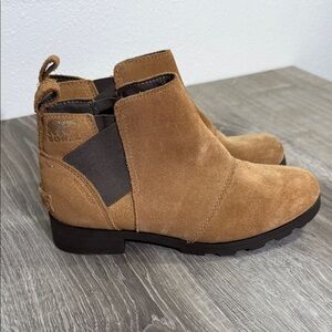 Sorel Brown Suede Chelsea Boots
